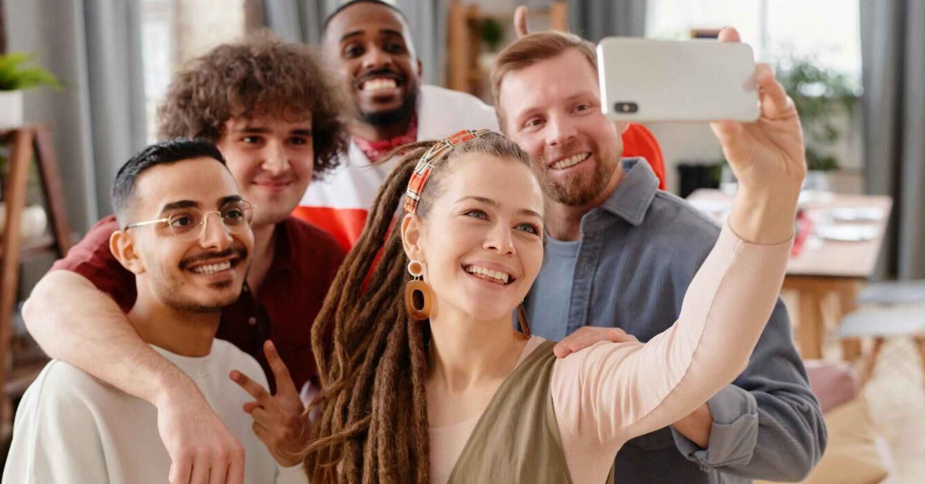 pexels-cedric-fauntleroy-7219325 (2)